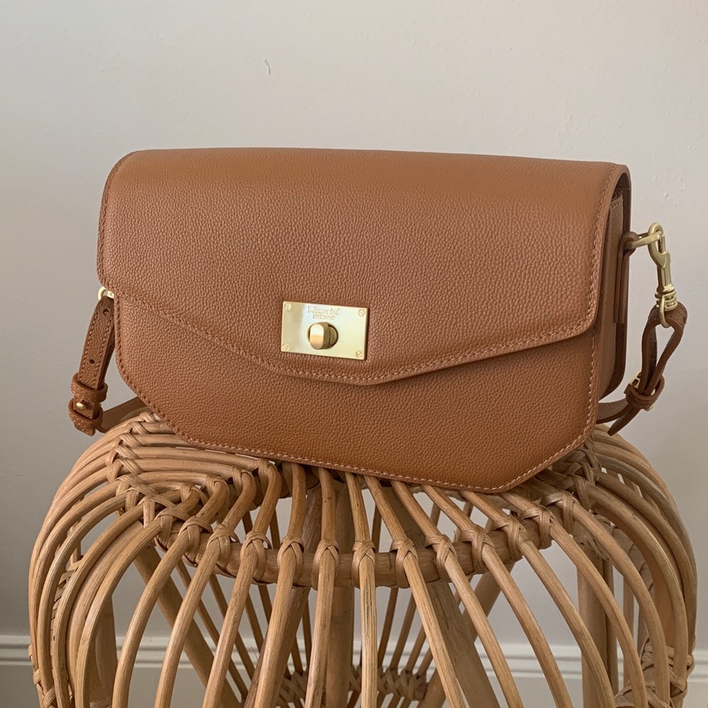 MONCRIEF LONDON leather purse